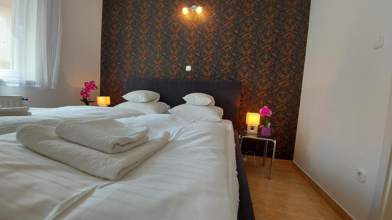 Amulett Suite Apartment Hajdúszoboszló Екстериор снимка