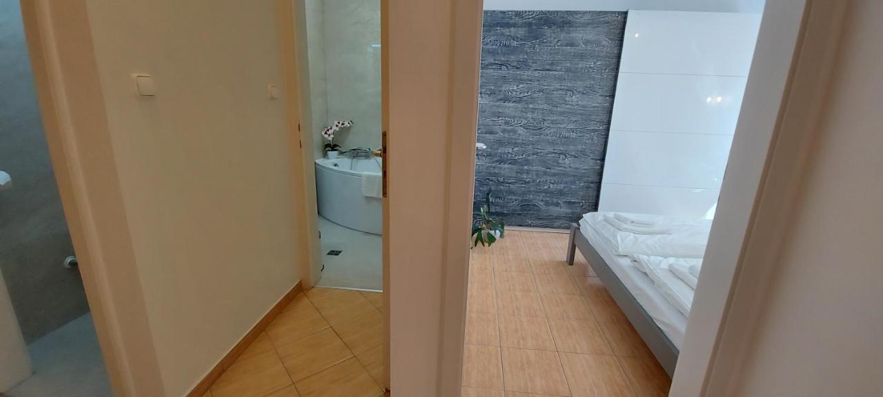 Amulett Suite Apartment Hajdúszoboszló Екстериор снимка