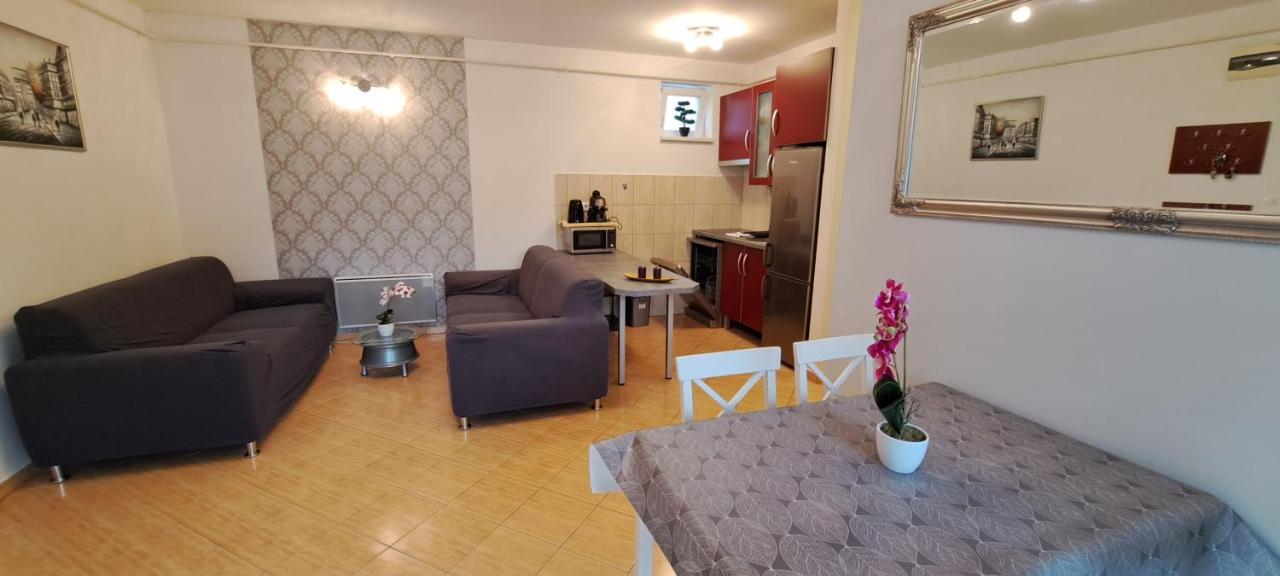 Amulett Suite Apartment Hajdúszoboszló Екстериор снимка
